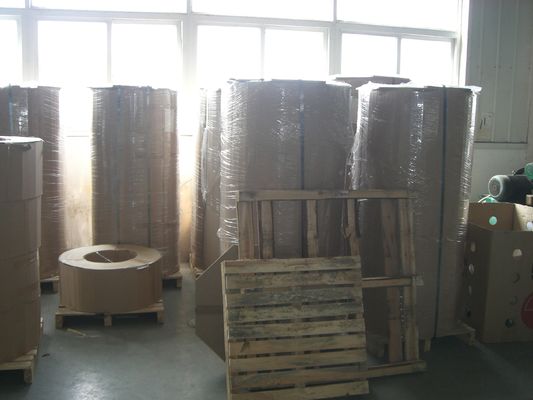 箱フリーザーおよび冷却装置のためのBundyの管のコイル